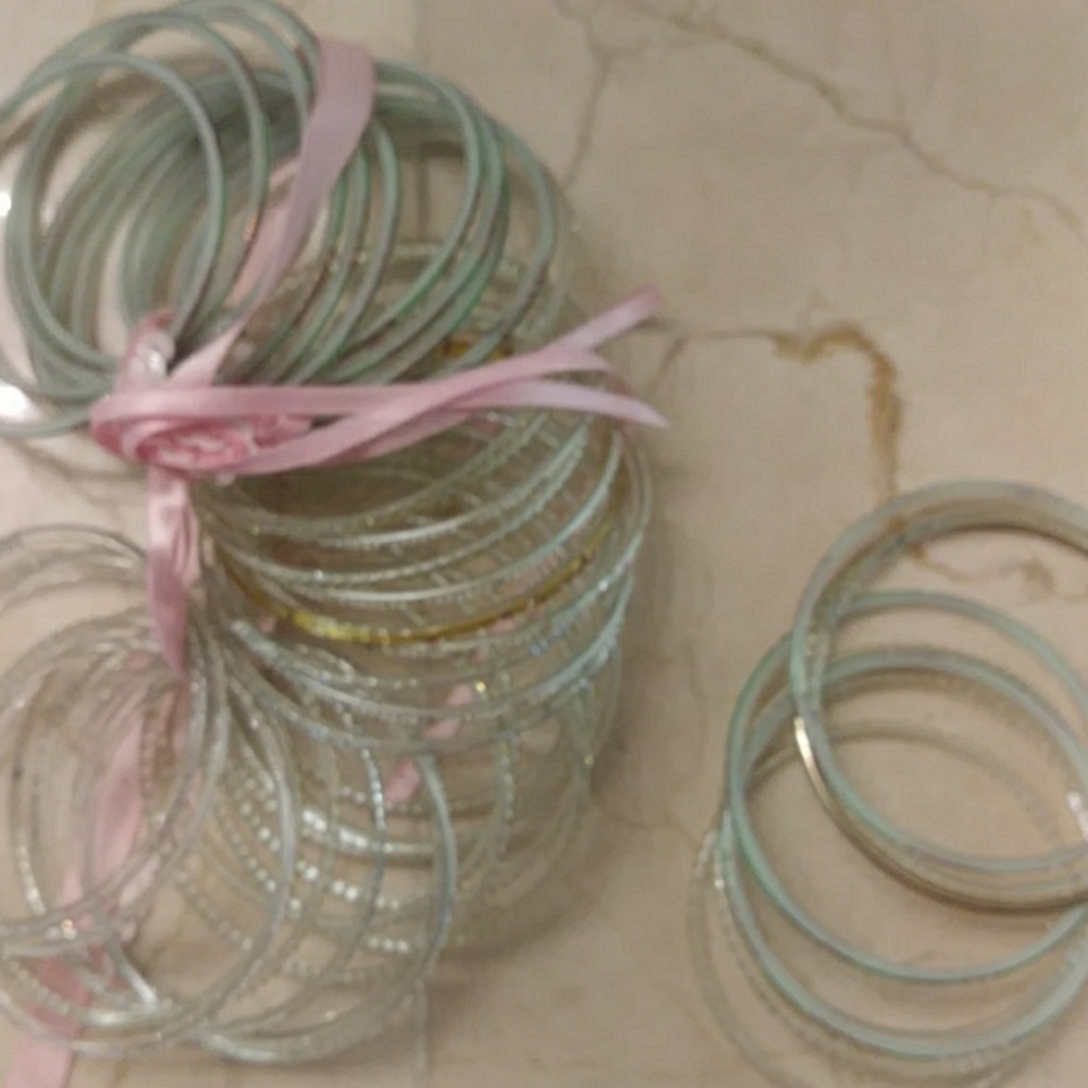 Bangles - Picture 1 of 2